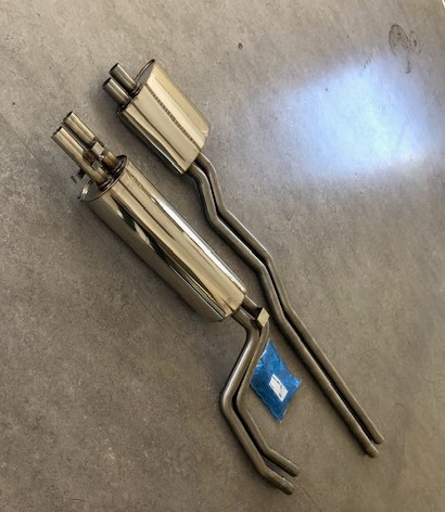 Bild-rostfritt-avgassystem-Mercedes 250C W114 Bild rostfritt avgassystem Mercedes 250C W114